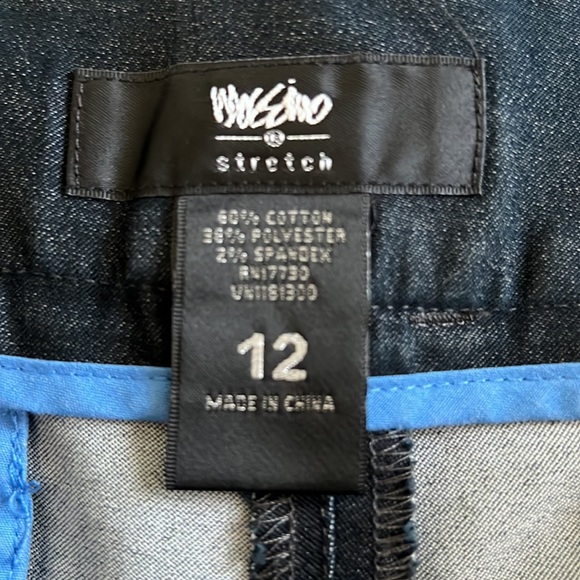 Mossimo Capri pants. 12 - Picture 4 of 7